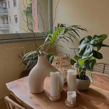 Apartment - Metropolitana Primaticcio M1 *